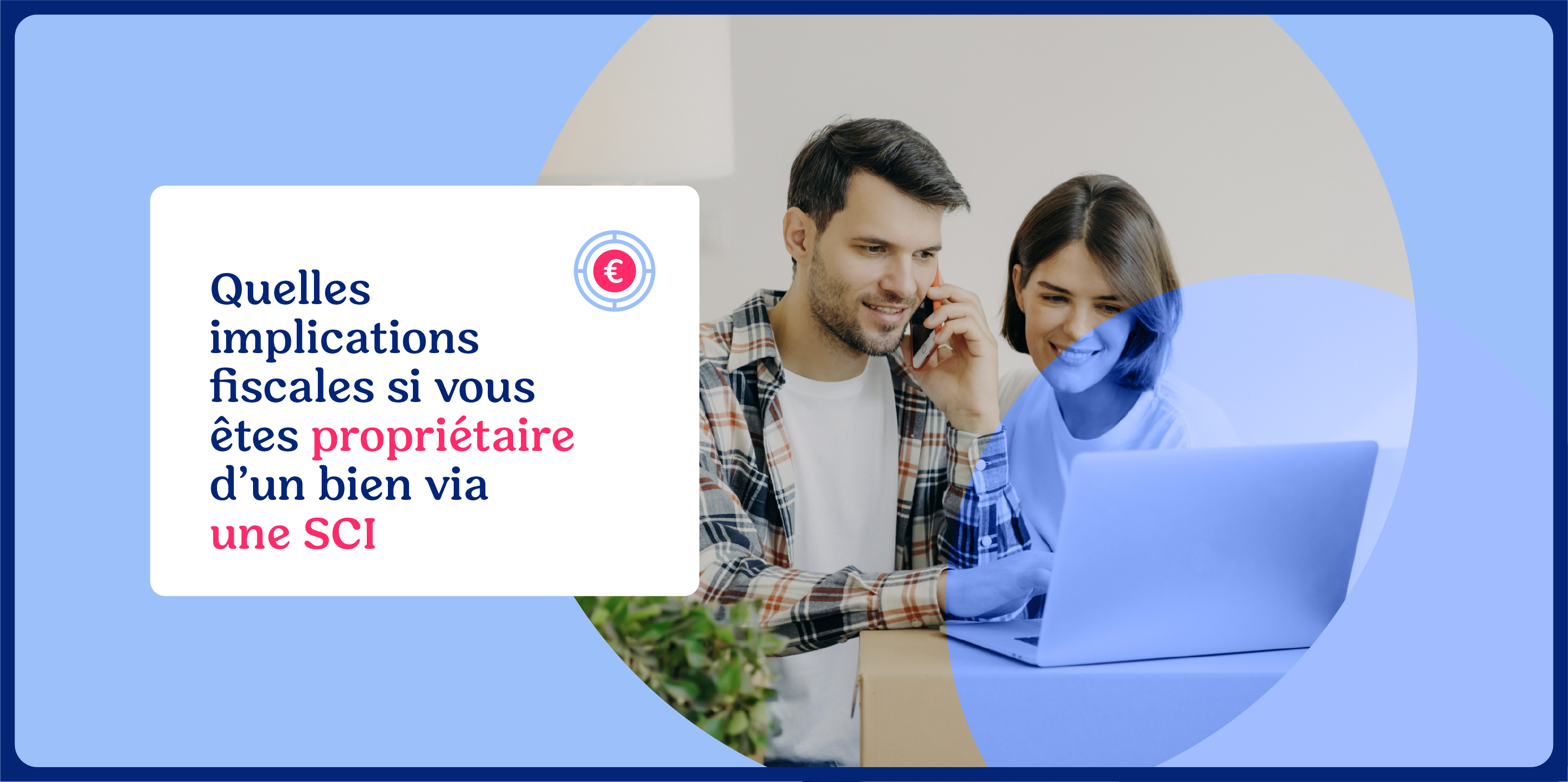 Un couple discute de fiscalité SCI devant un ordinateur portable